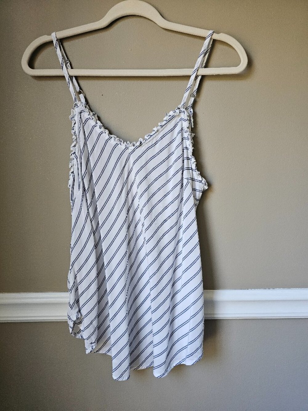 Altar'd State Striped Flowy Cami Tank Adjustable Straps Blue White Size M
